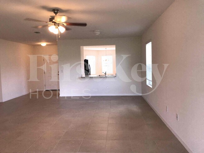 Foto del edificio - 625 SW 25th Terrace