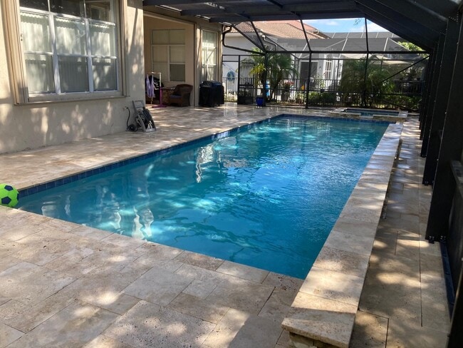 Foto del edificio - 10440 Cypress Lakes Preserve Dr