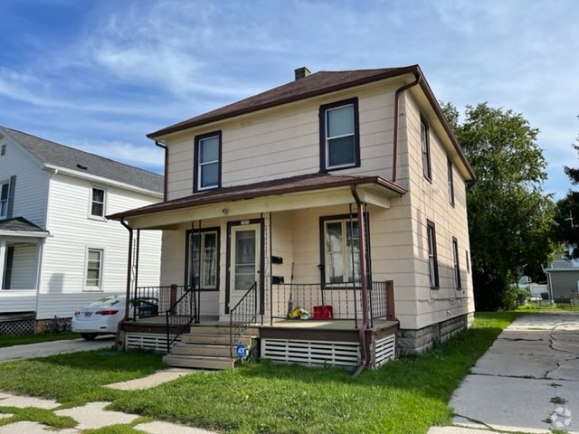 Building Photo - 1409 Carl Ave