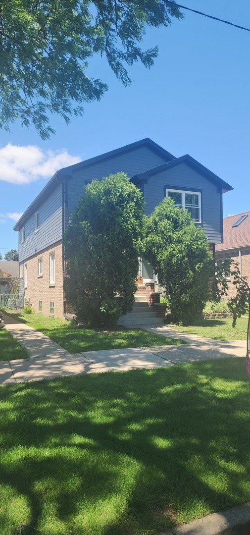 Building Photo - 4144 N Parkside Ave
