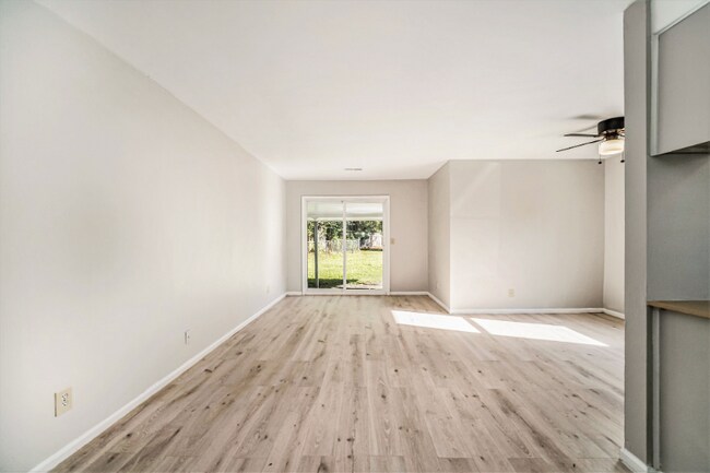 Building Photo - 101 Canvasback Dr