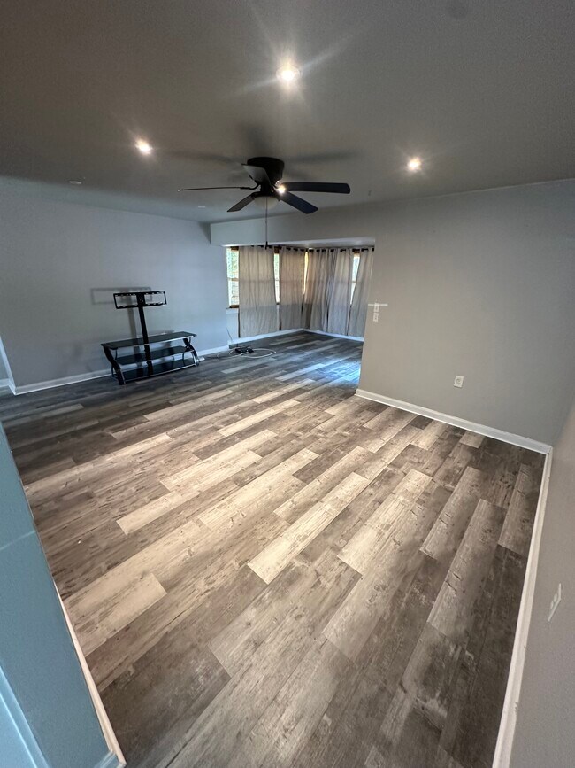 Foto del edificio - 6657 298th Ave N