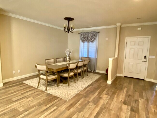 Foto del edificio - 8654 N Heartland Way