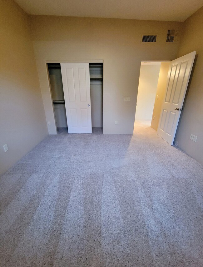 Segundo dormitorio - Rio Antigua Townhomes