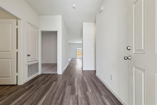 Building Photo - 1664 Hossler Trl