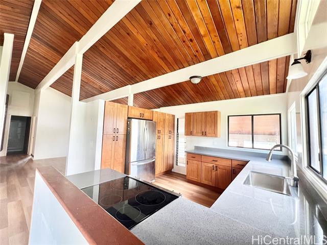 Building Photo - 436 Kanoelehua Pl