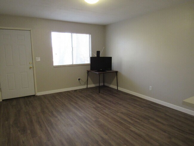Foto del edificio - Ranch Style Townhome in convenient location