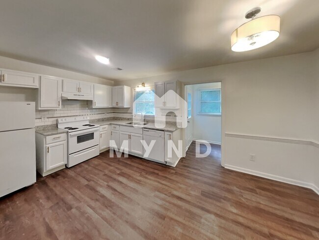 Building Photo - 1505 Gorman St Unit D