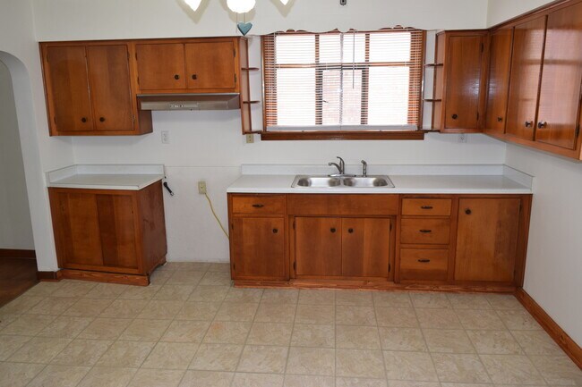 Foto del edificio - 861 Brackenridge Ave