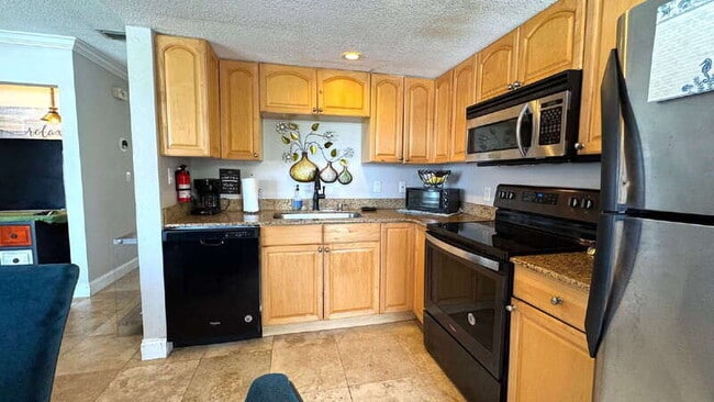 Photo - 506 University Blvd Apartment