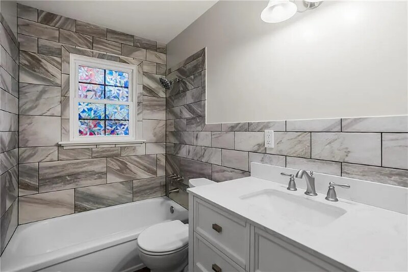 Foto del edificio - 10310 Nall Ave