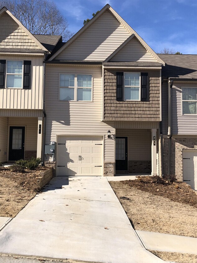 243 Turtle Creek Dr, Winder, GA 30680 House Rental in Winder, GA