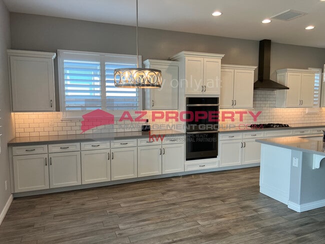 Building Photo - Luxury Home For Rent