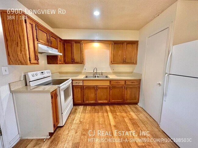 Foto del edificio - 6900 Longview Rd