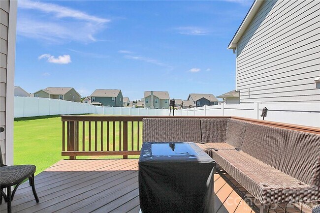Foto del edificio - 4925 Grace View Dr