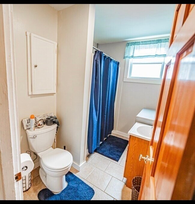 103 Main St Unit 2, Fairhaven, MA 02719 Apartments in Fairhaven, MA