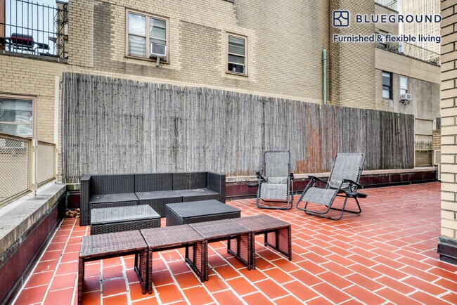 Foto del edificio - 30 Park Ave