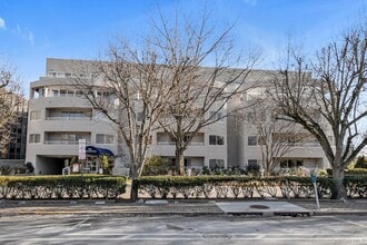 Building Photo - 100 Cutter Mill Rd