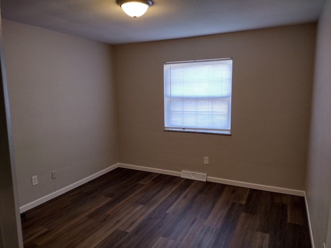 301 Gettysburg Rd 4 Unit 301D, Belleville, IL 62226 Apartments in