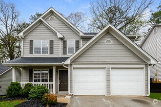 Building Photo - 2092 Wedgewood Dr