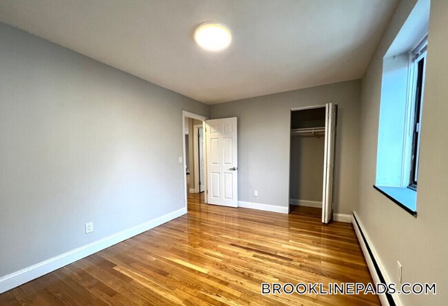 Foto del edificio - 230 Babcock St