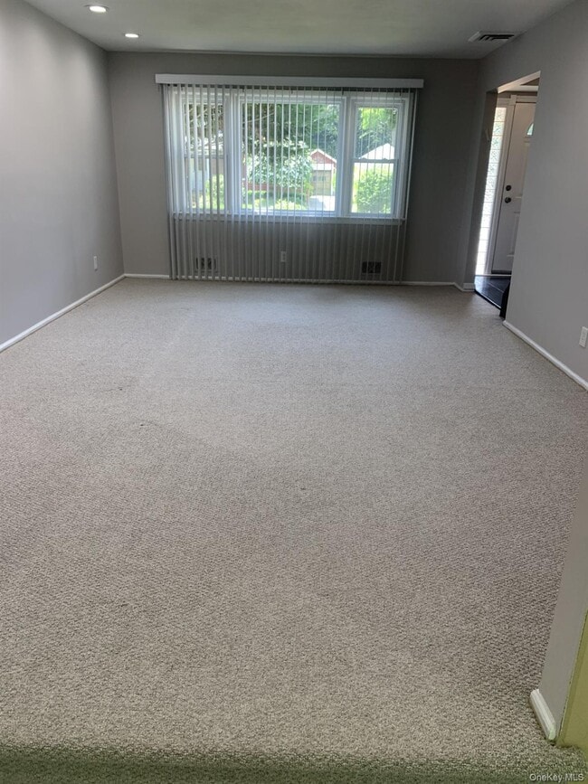 Building Photo - 220 Jackson Pl