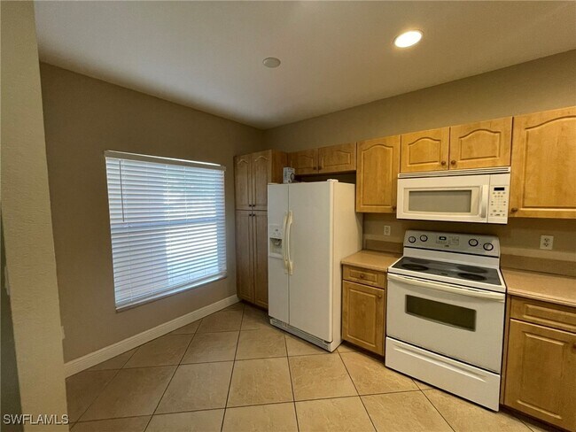 Foto del edificio - 264 SW 3rd Terrace