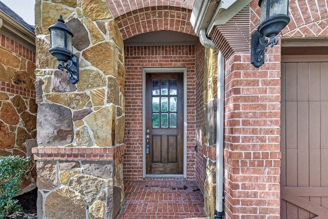 Foto del edificio - 6726 Hathaway Ln