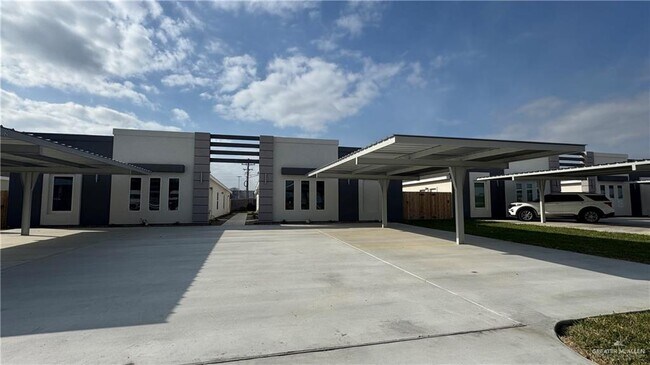 Foto del edificio - 4116 La Vista Ave