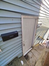 Building Photo - 2663 S 18th St