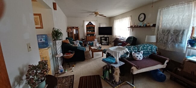 3 dormitorios, 1 baño, a 10 millas de Nueva York - 5 Passaic Ave