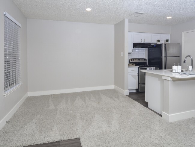 Foto del edificio - Stoney Ridge|$800 off Select Units| Posted...