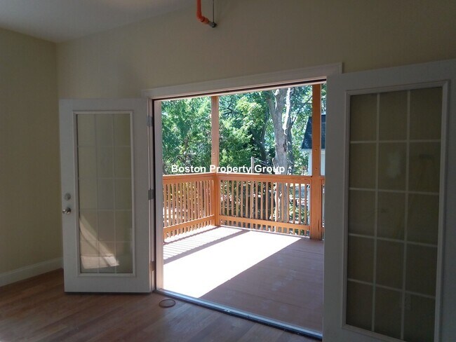 Building Photo - 39 Millmont St