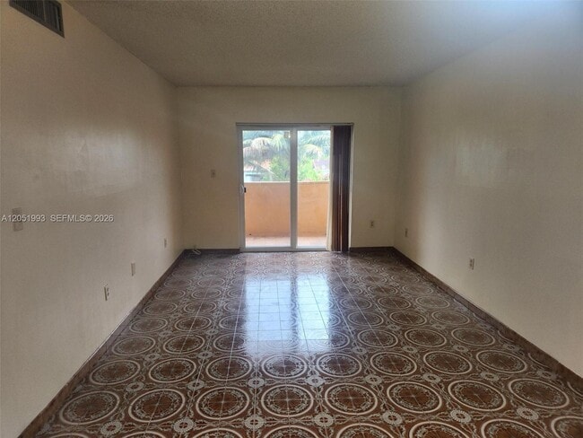 Building Photo - 8990 SW 24th St