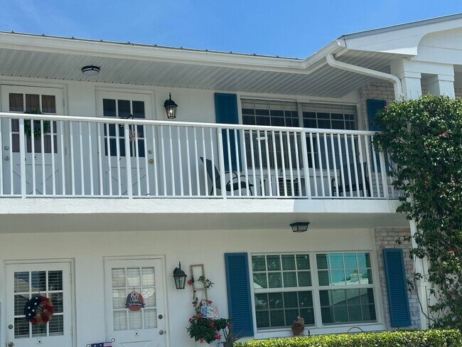Foto del edificio - 143 Yacht Club Dr