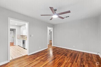 Building Photo - 1708 Payne Ave