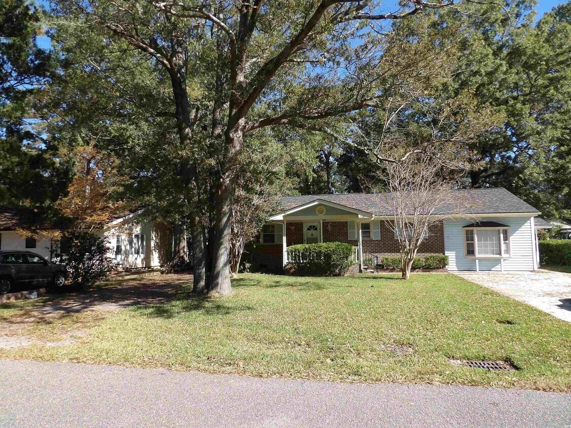 Primary Photo - 1120 Scott Dr