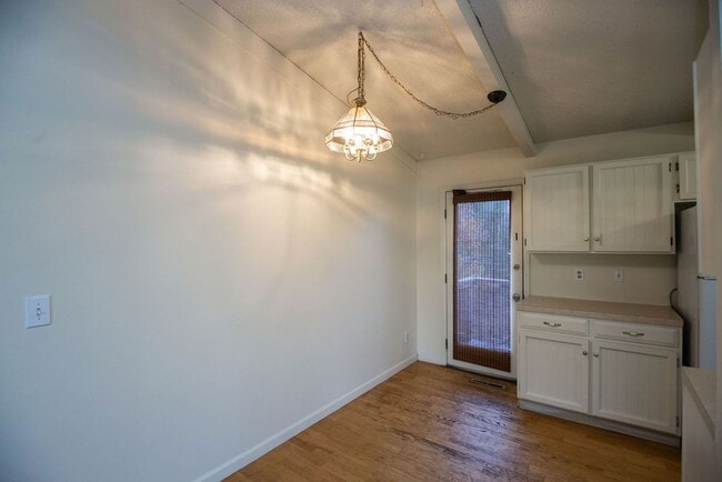 Foto del edificio - Spacious 4 Bedroom in Mid-Town Fort Collins
