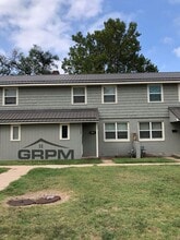 Building Photo - 708 15th Cir