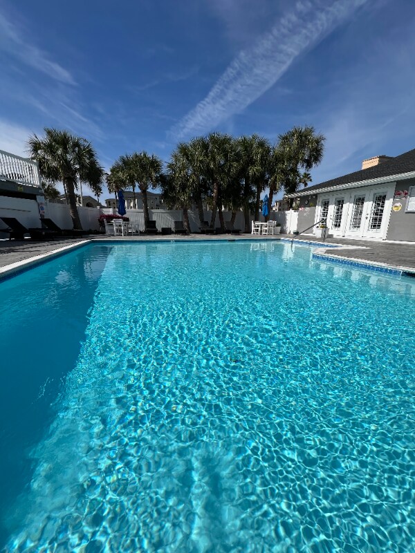 Foto del edificio - 3506 Cove View Blvd
