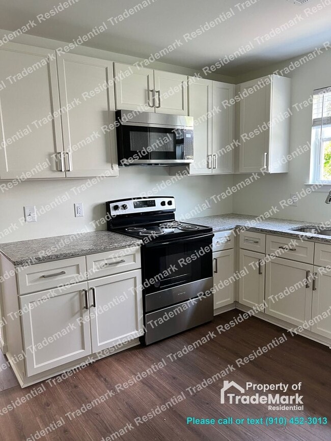 Building Photo - 109 Avondale Ave