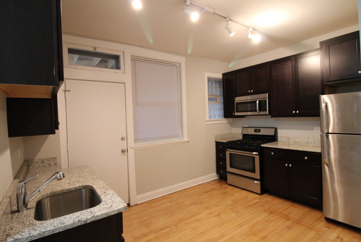 Foto principal - 5344 N Paulina St
