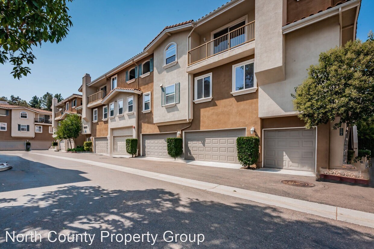 Foto principal - 13039 Evening Creek Dr S