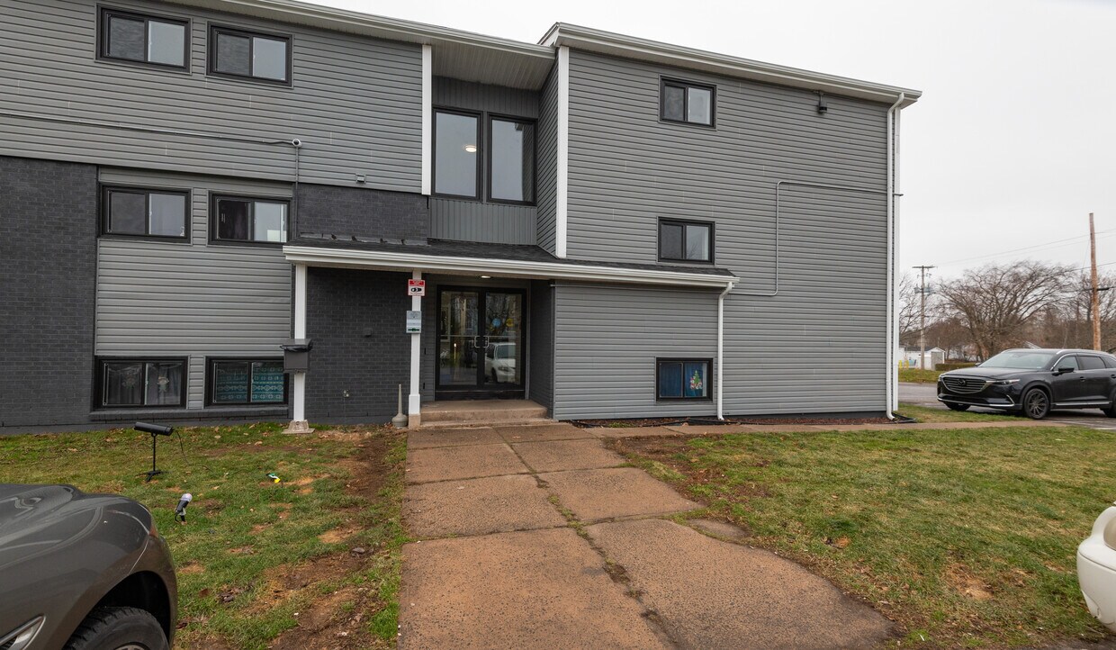 Photo principale - Fully Renovated Unit Available Now!
