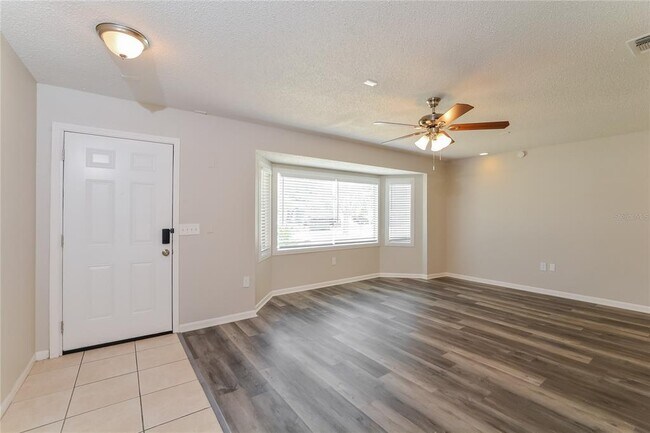 Building Photo - 1870 Tigerwood Ct