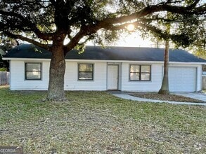 Building Photo - 154 Green Acre Cir N