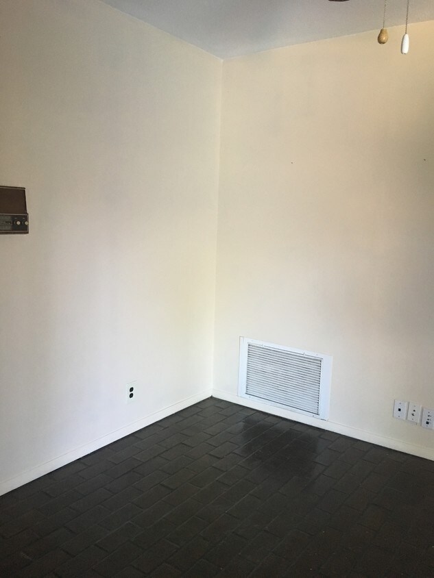 Foto del edificio - 10371 NW 39th Ct