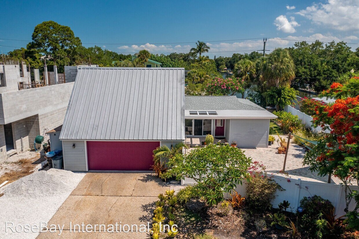 Primary Photo - 3 br, 3 bath House - 659 Avenida De Mayo