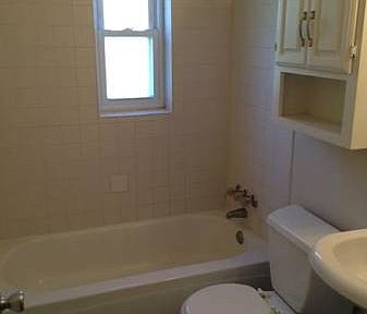 Building Photo - 925 Seibel Ln