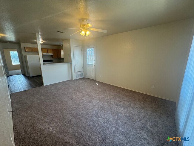 Building Photo - 4200 Alan Kent Dr